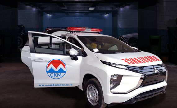 Karoseri Mitsubishi Expander